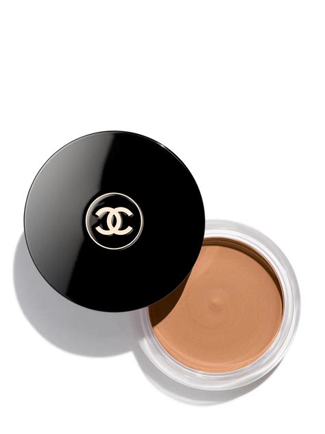 The Chanel Les Beiges Bronzing Cream Is Vacation in a Jar